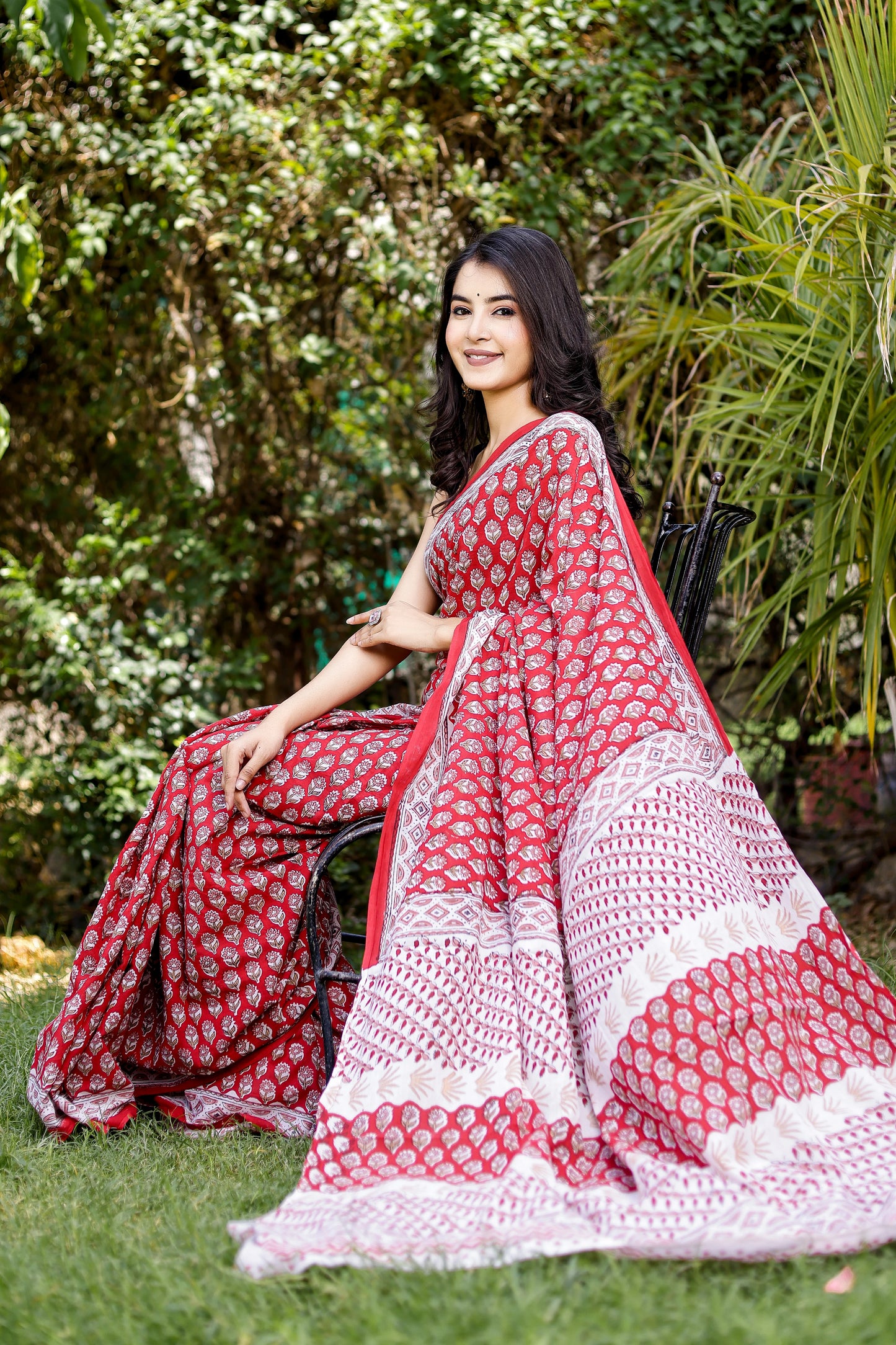 Red Bootie Rapid Gadh Hand Block Print Pure Cotton Saree