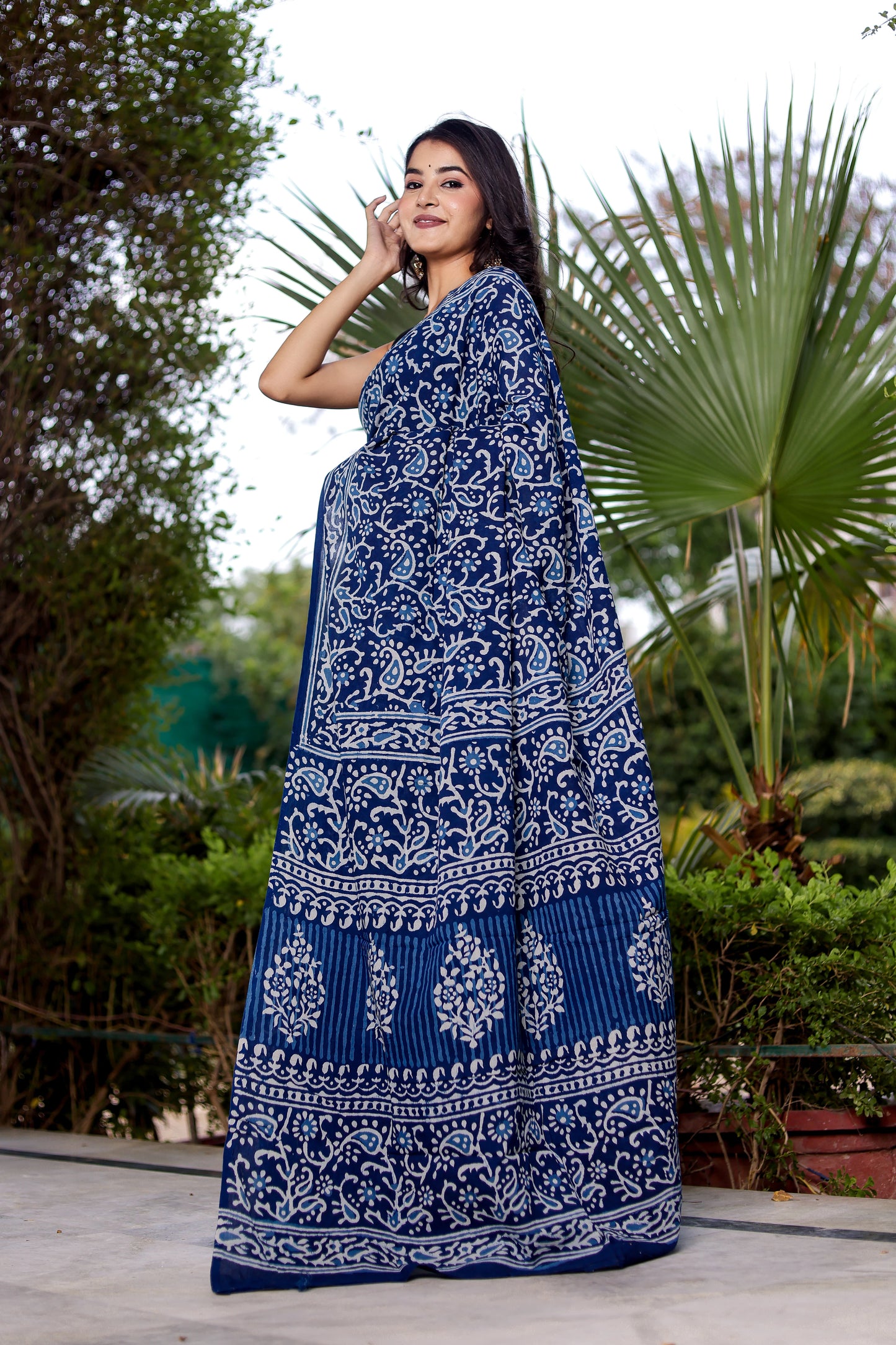 Indigo kairi jaal pure hand block mul cotton saree