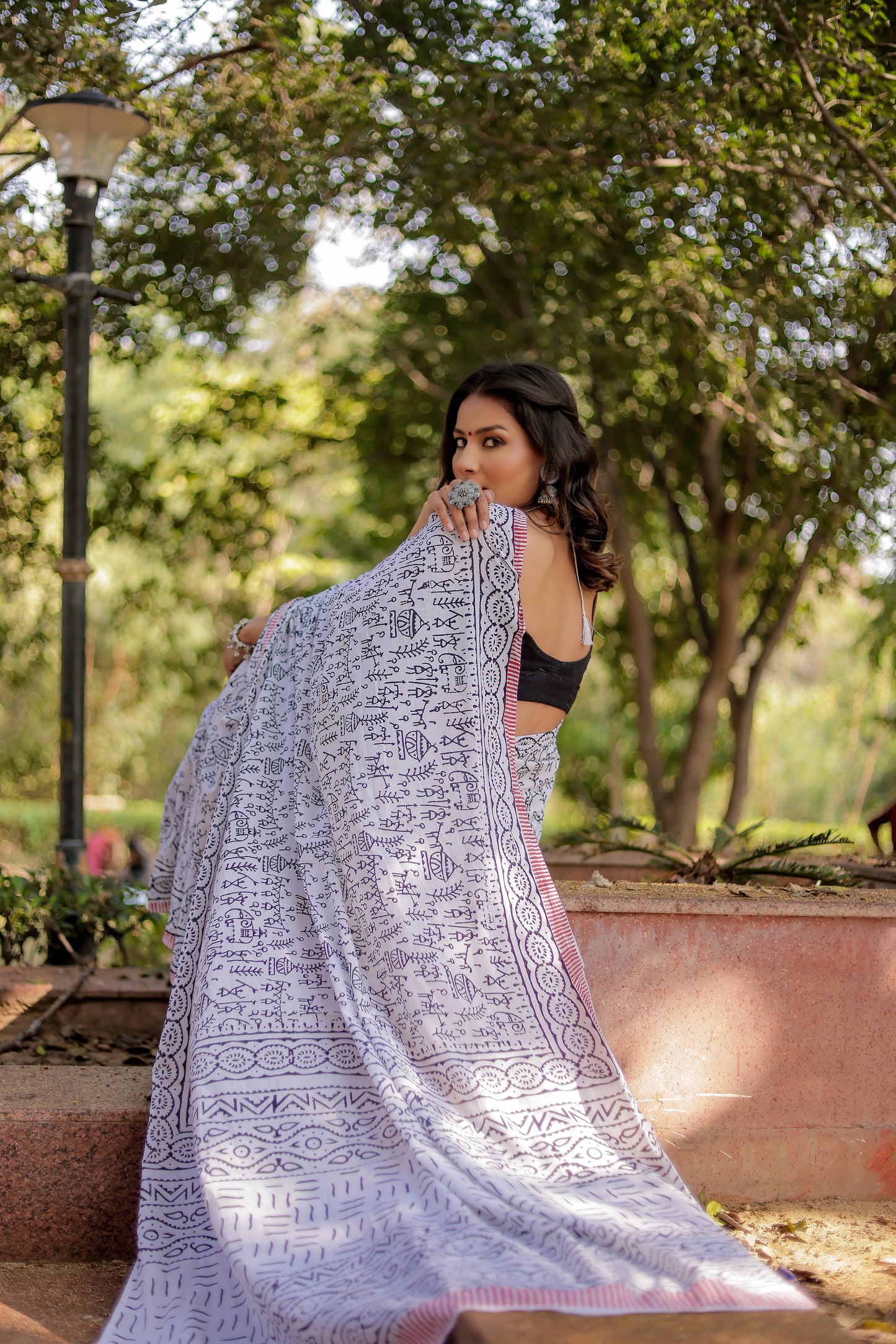 White warli (animal) Block Print Pure Cotton Saree