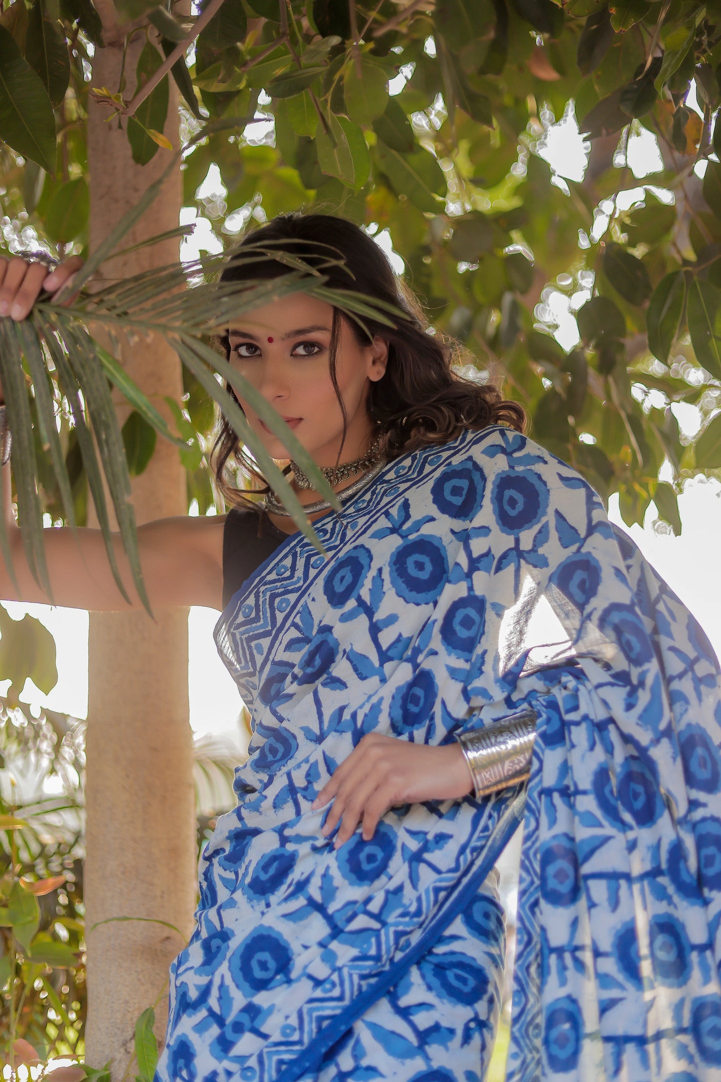 Indigo daabu pure hand block mul cotton saree