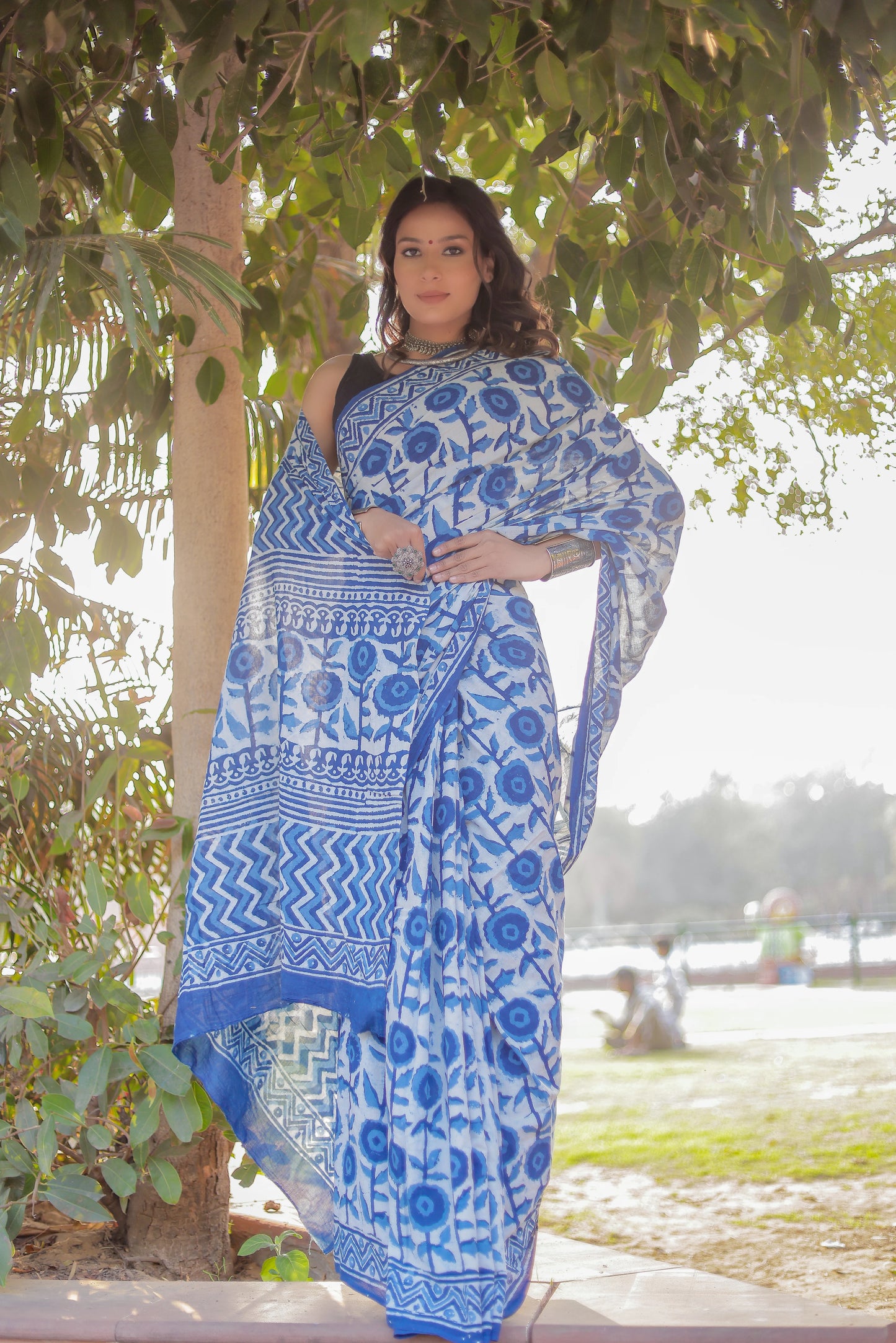 Indigo daabu pure hand block mul cotton saree