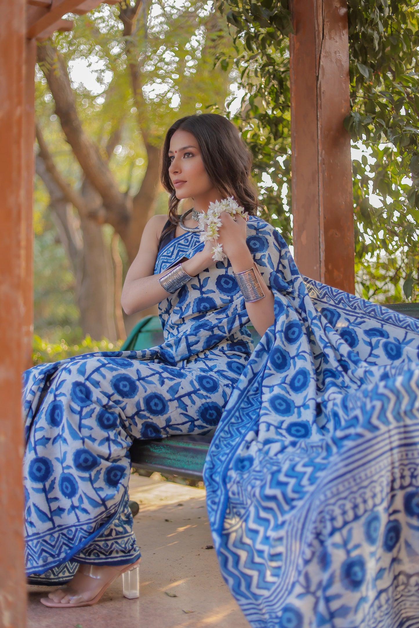 Indigo daabu pure hand block mul cotton saree