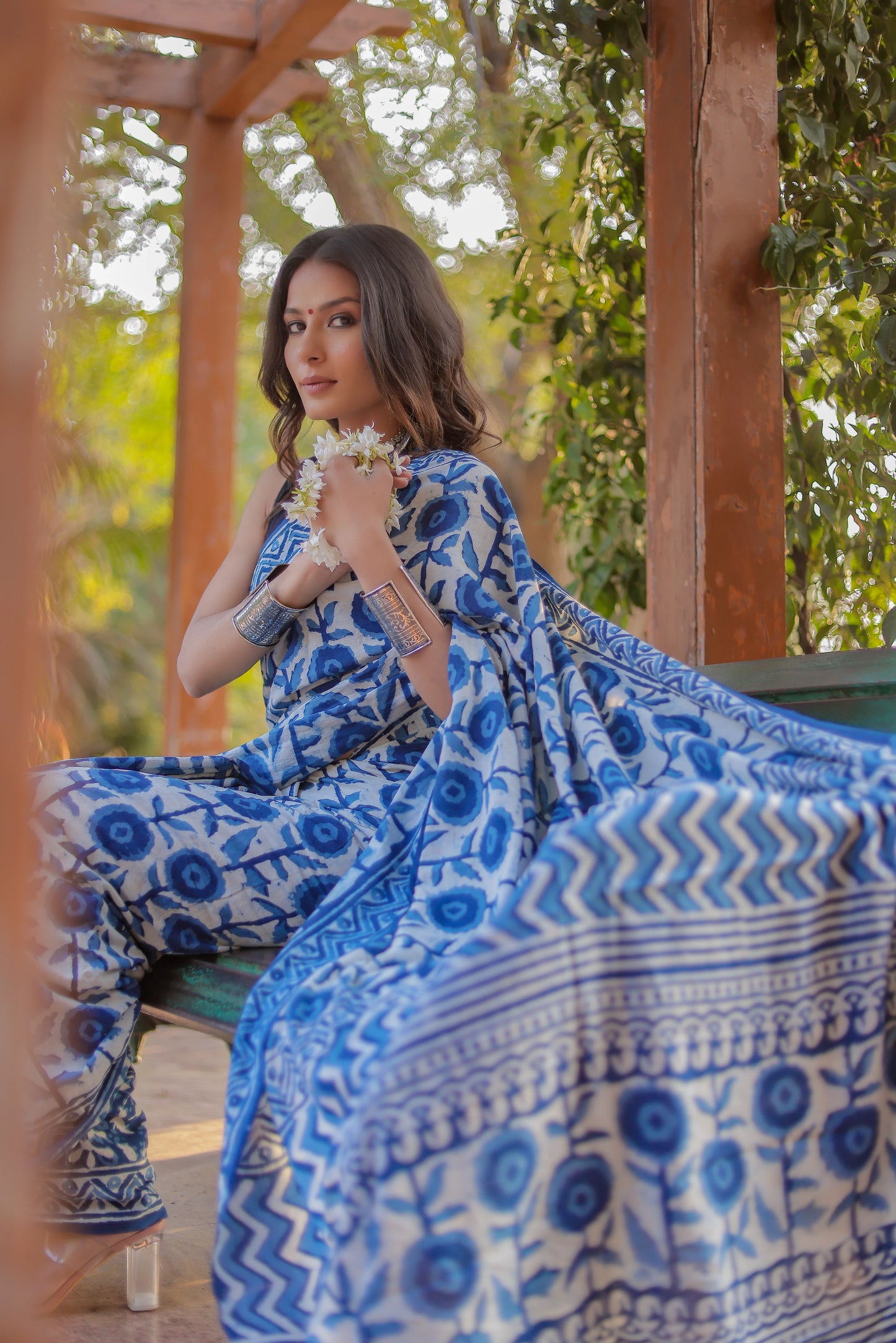 Indigo daabu pure hand block mul cotton saree