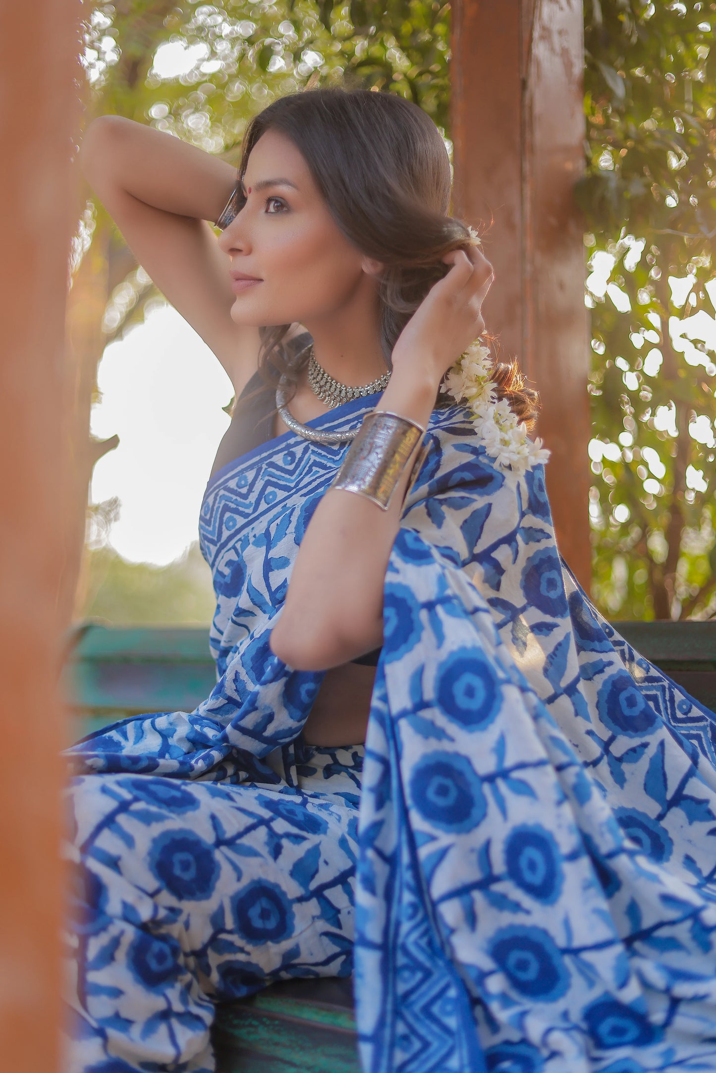 Indigo daabu pure hand block mul cotton saree