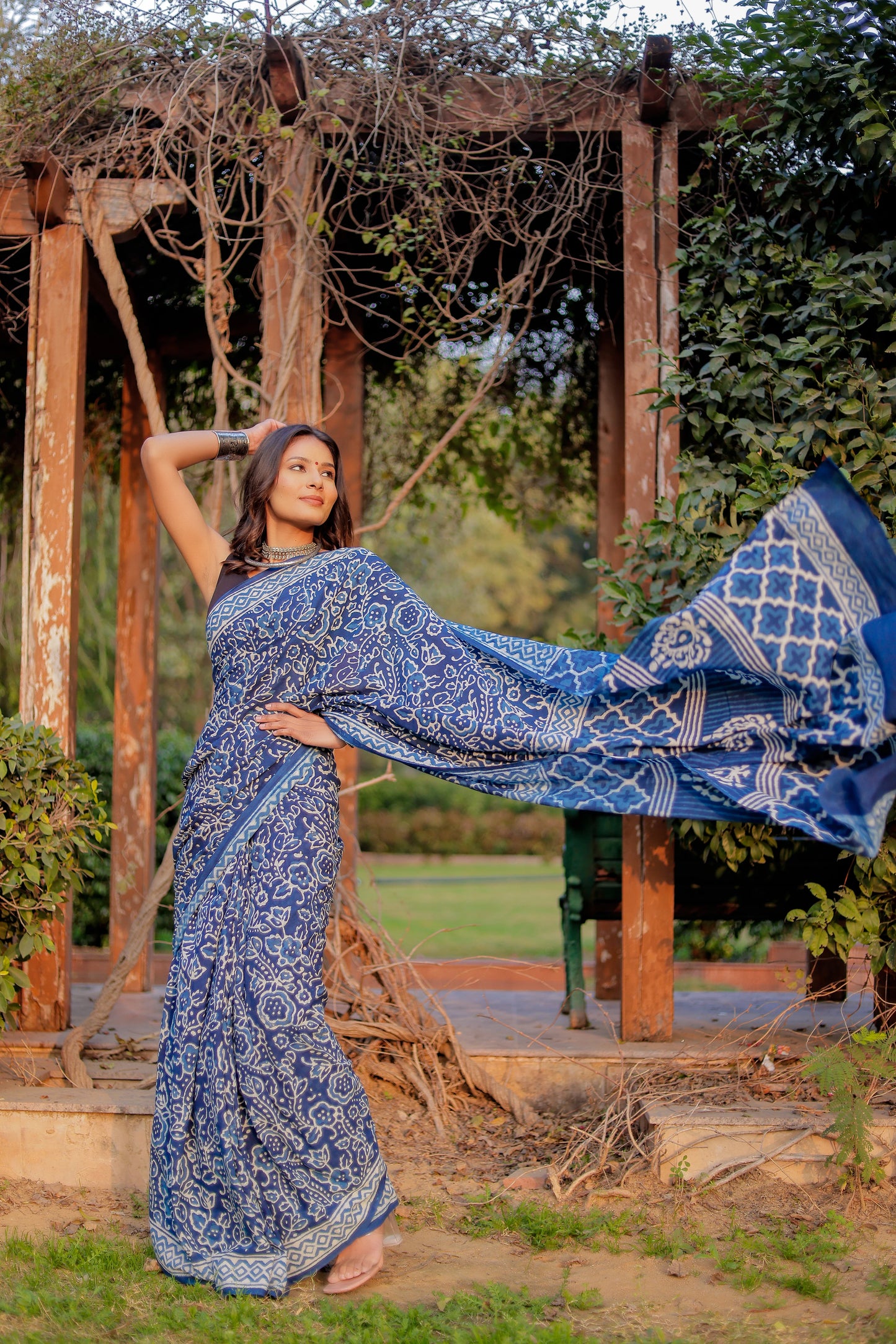 Indigo daabu jaal pure hand block mul cotton saree