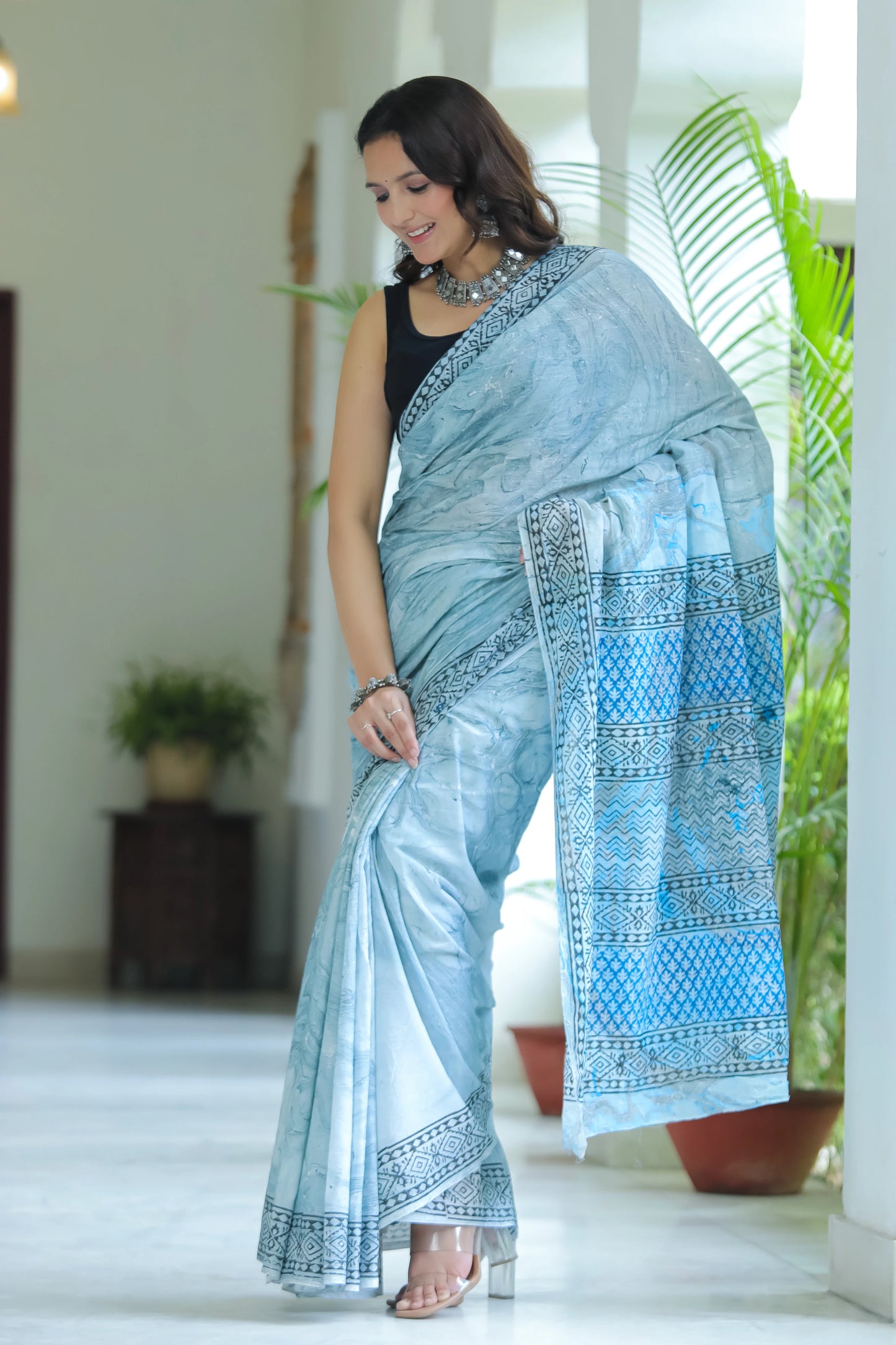 Marble Printed Grey Mul Cotton Saree
