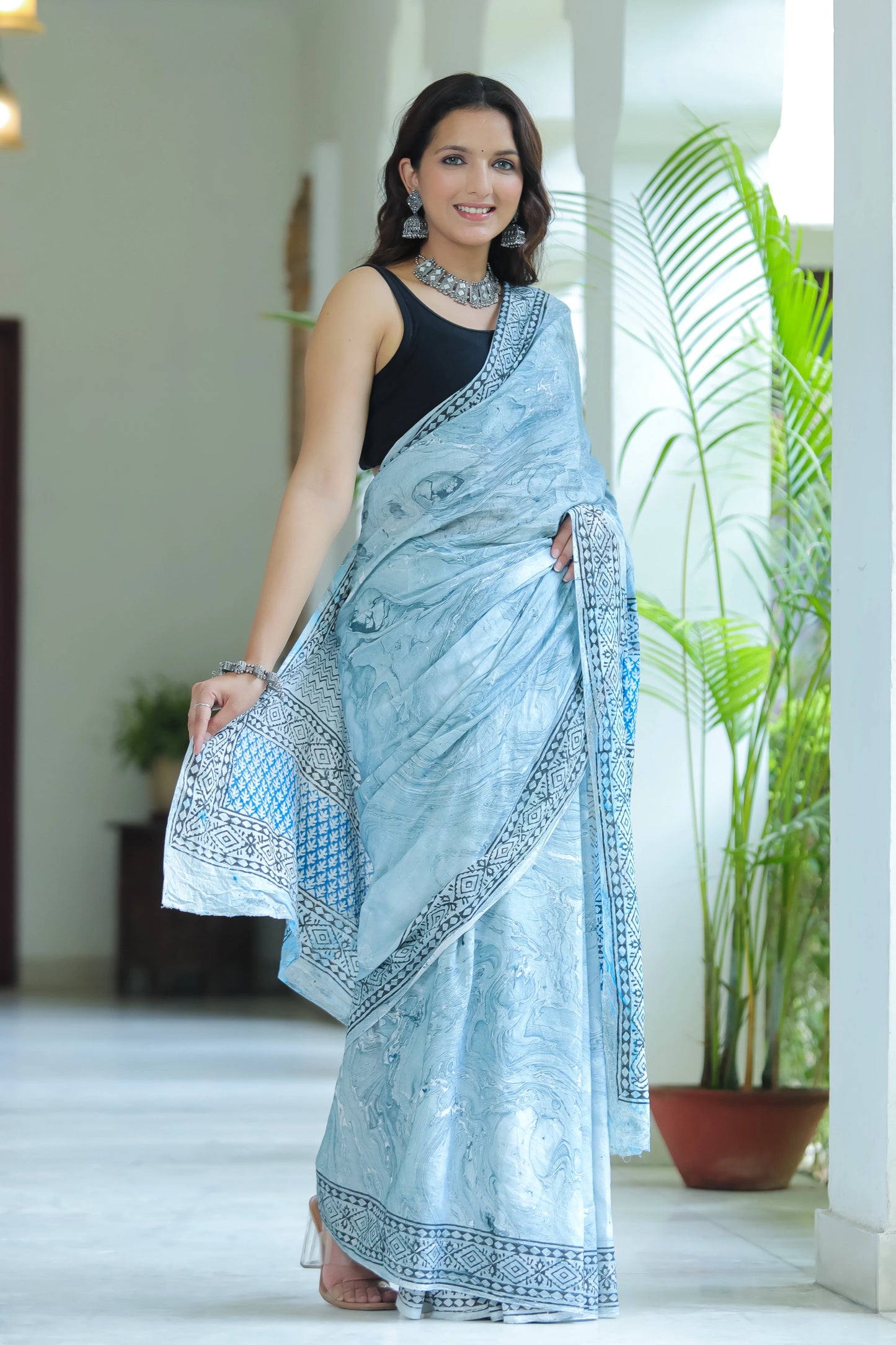 Marble Printed Grey Mul Cotton Saree