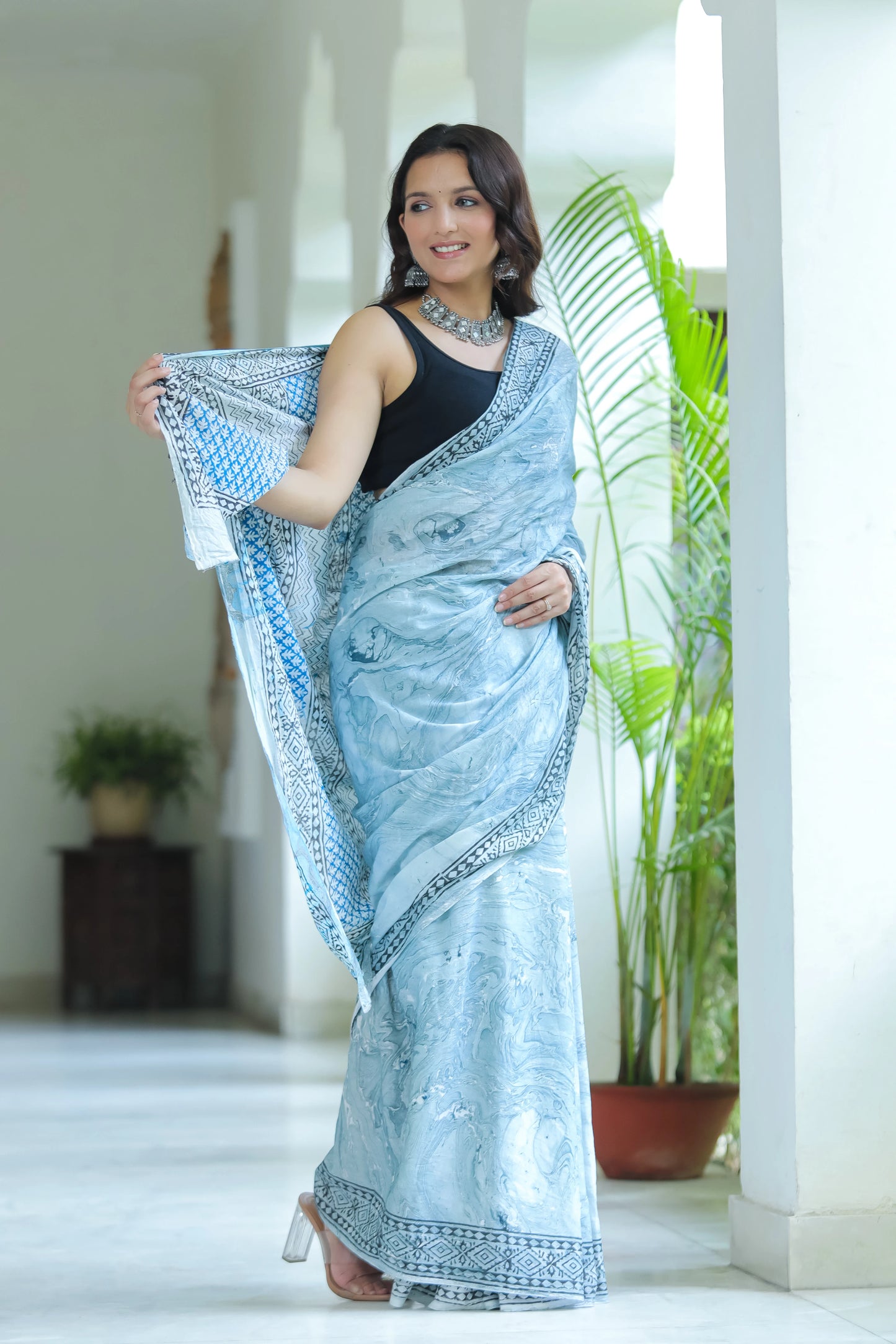 Marble Printed Grey Mul Cotton Saree