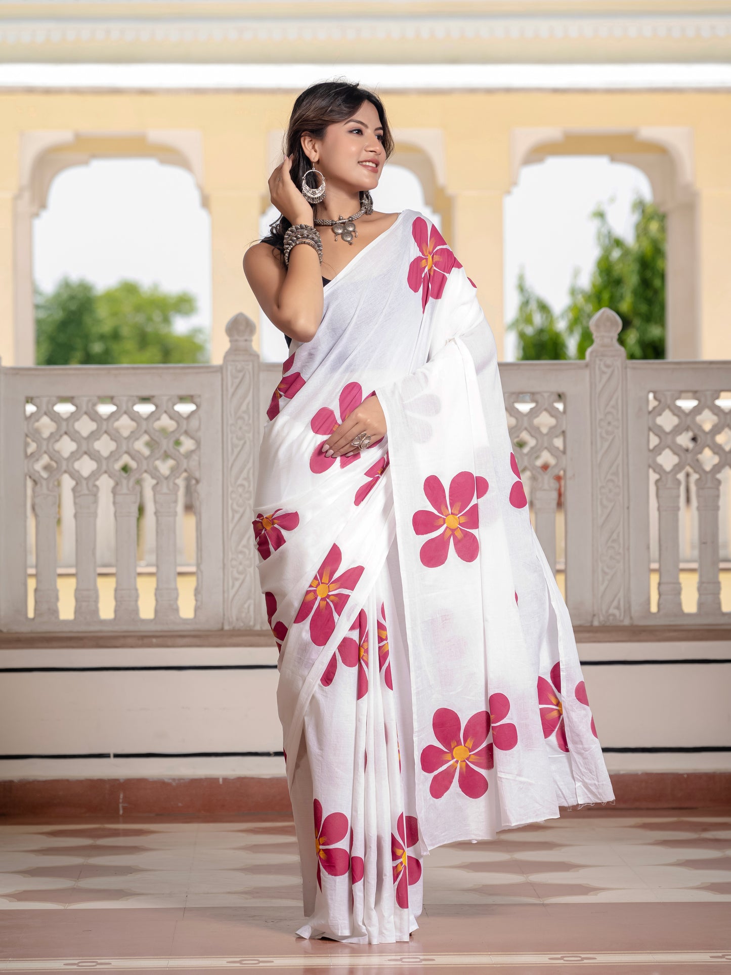 White Hand Printed Pure Mul Cotton Saree