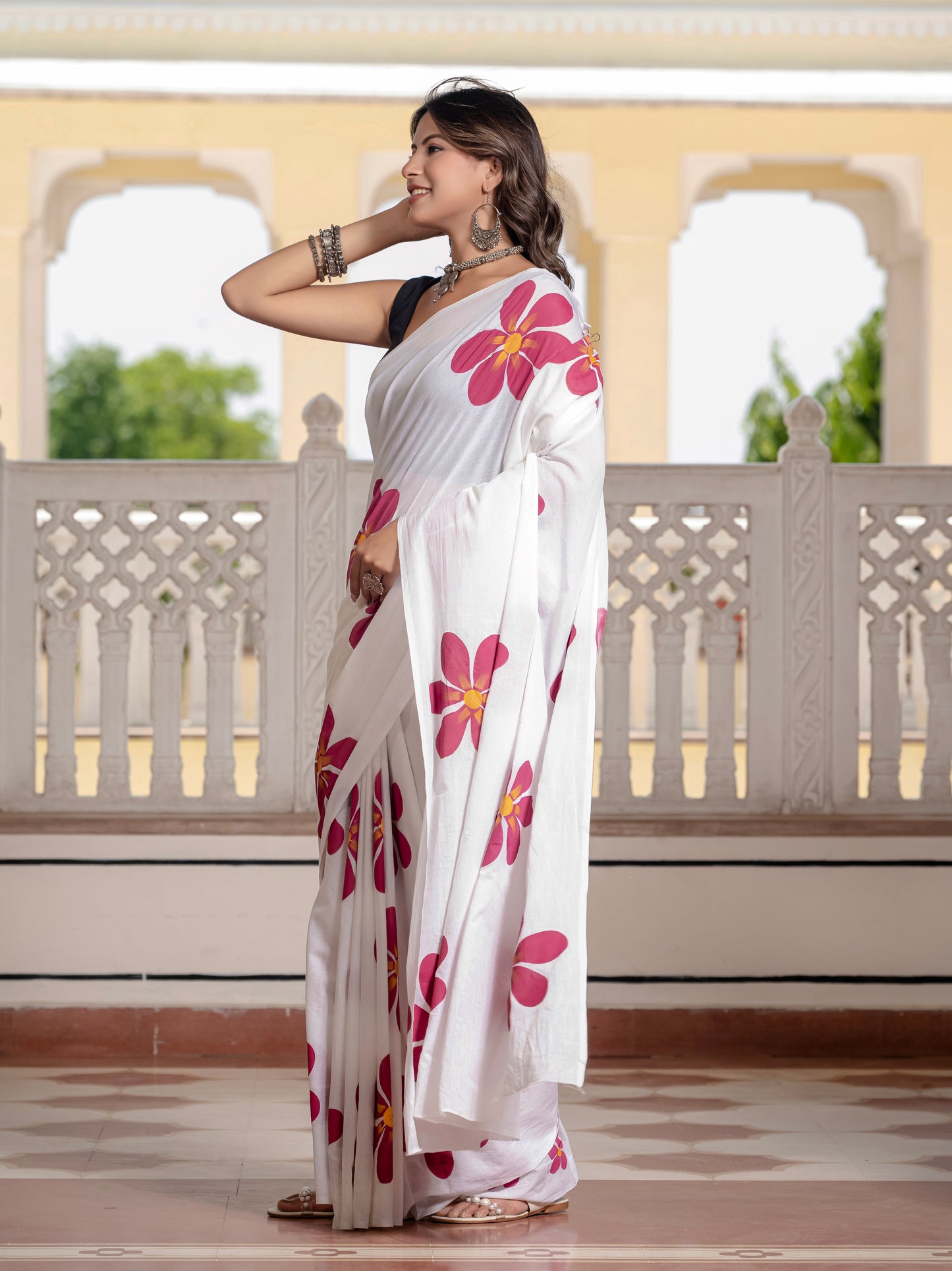 White Hand Printed Pure Mul Cotton Saree