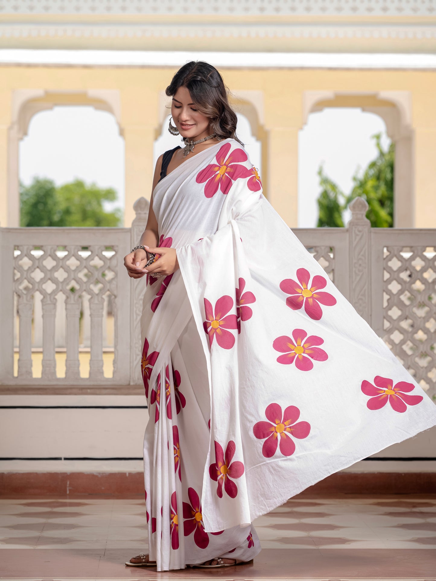 White Hand Printed Pure Mul Cotton Saree