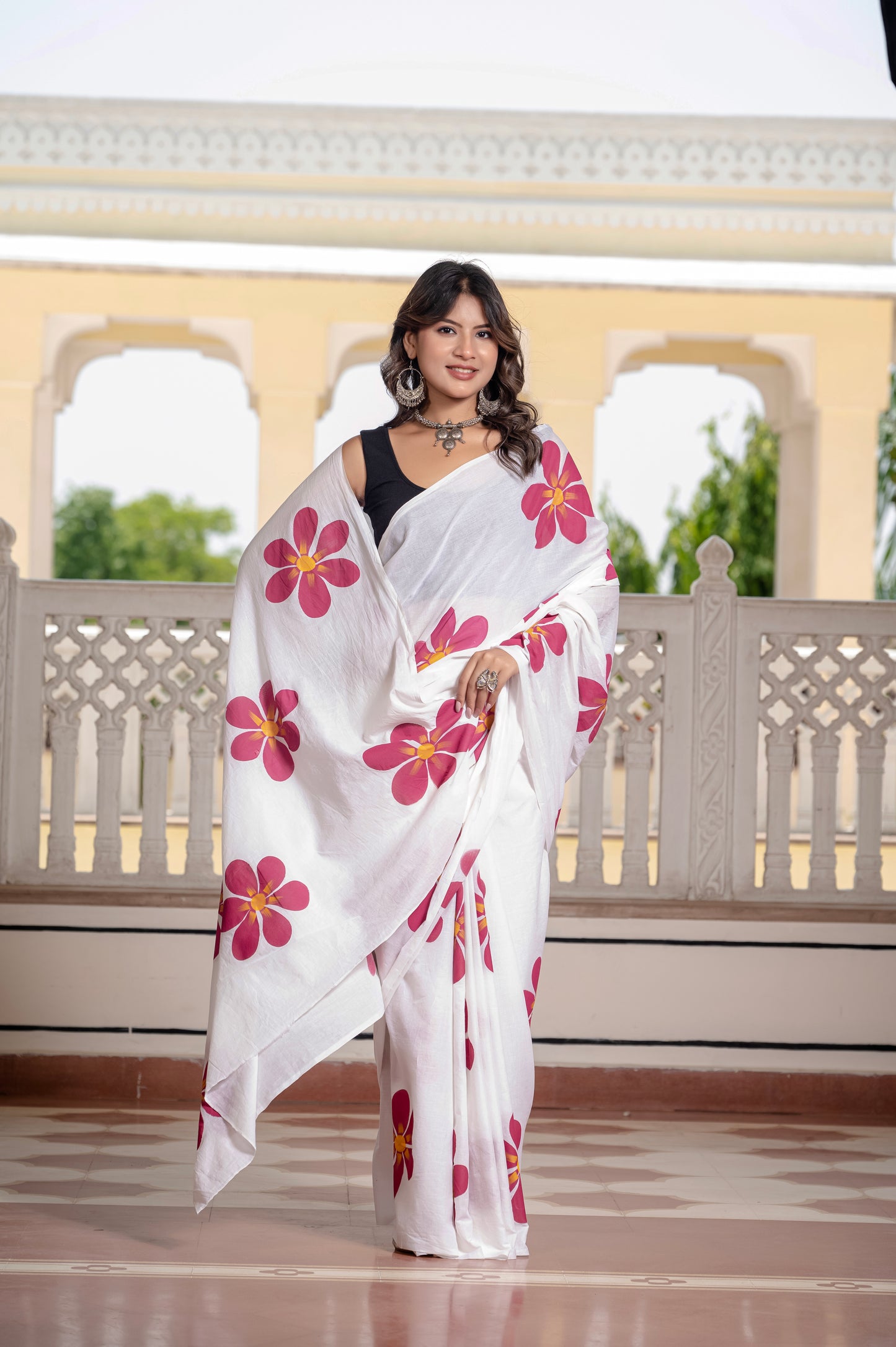 White Hand Printed Pure Mul Cotton Saree