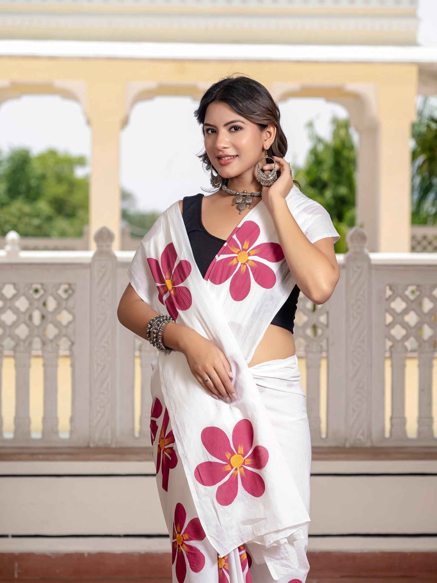 White Hand Printed Pure Mul Cotton Saree