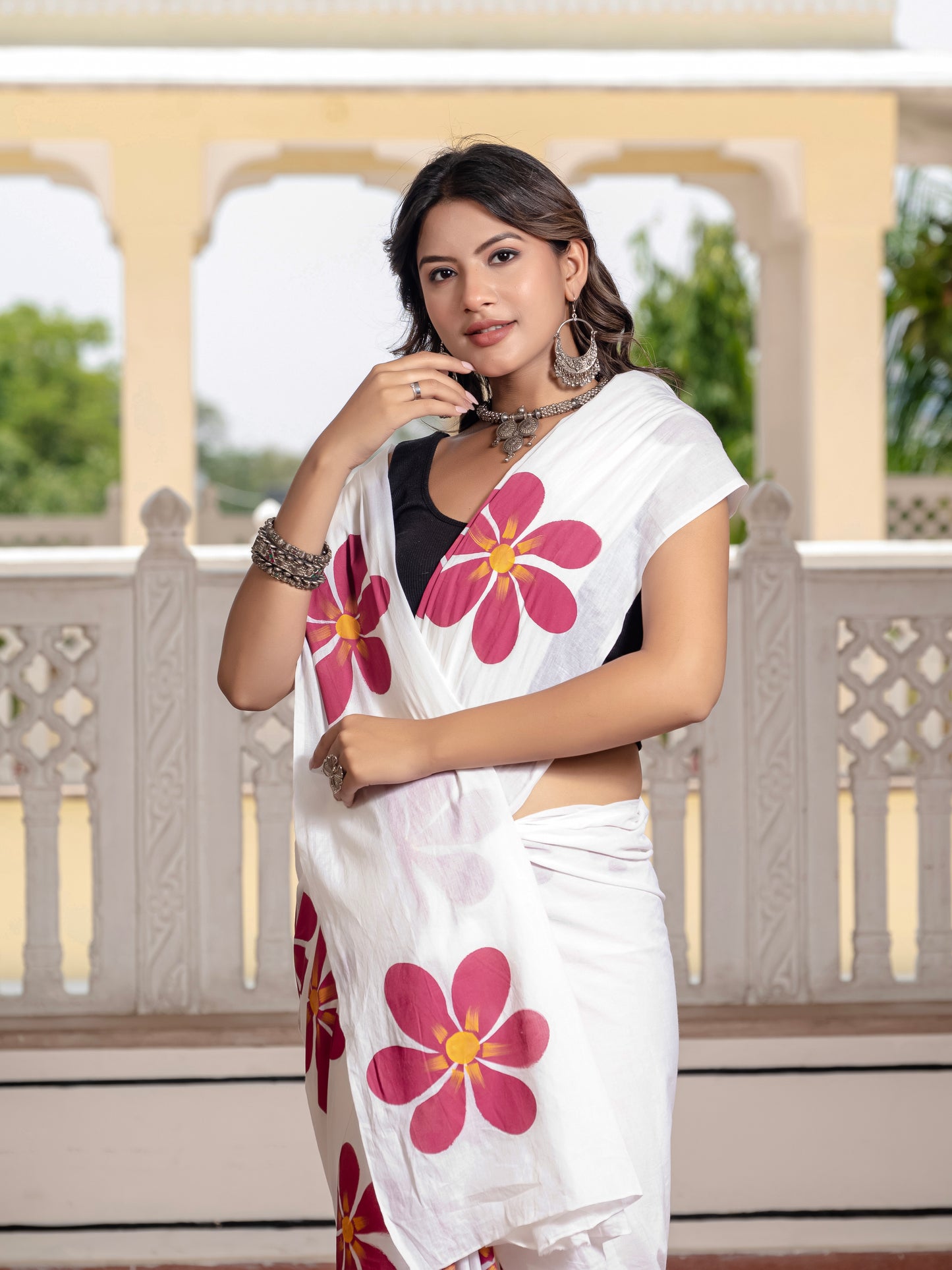 White Hand Printed Pure Mul Cotton Saree