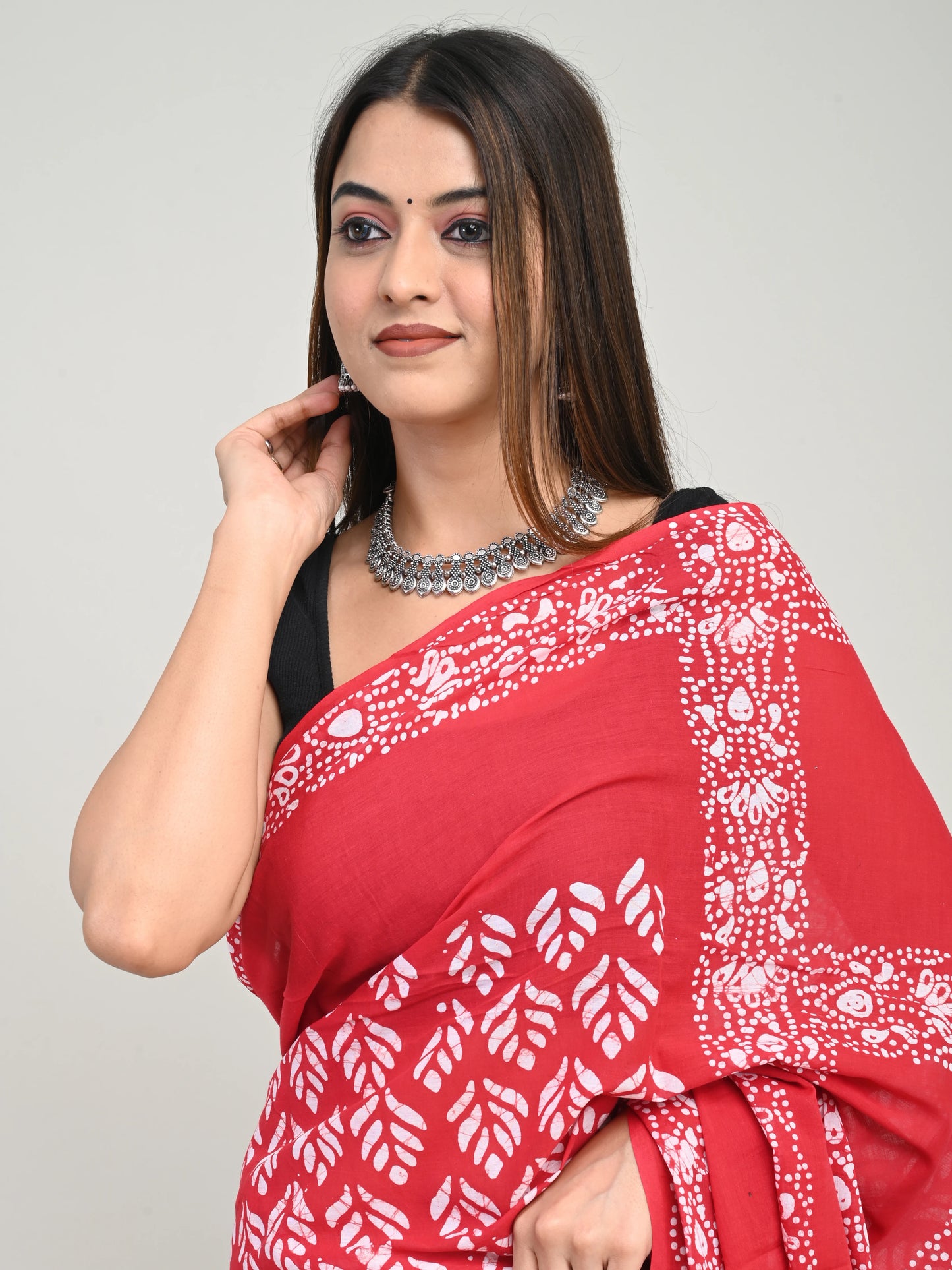 Hand Block Printed Mul Cotton Saree (Batik)