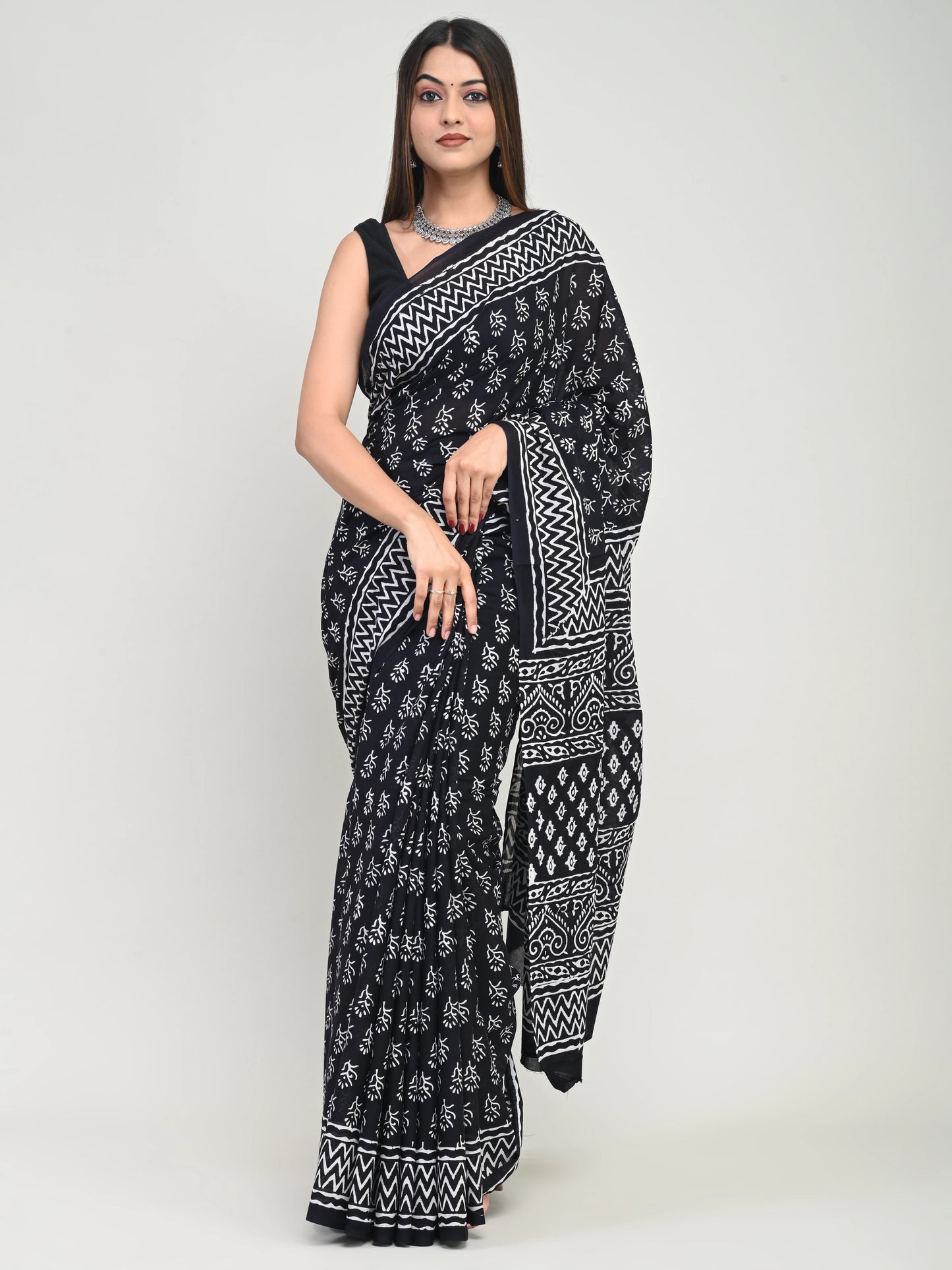 Hand Block Printed Mul Cotton Saree (Black)