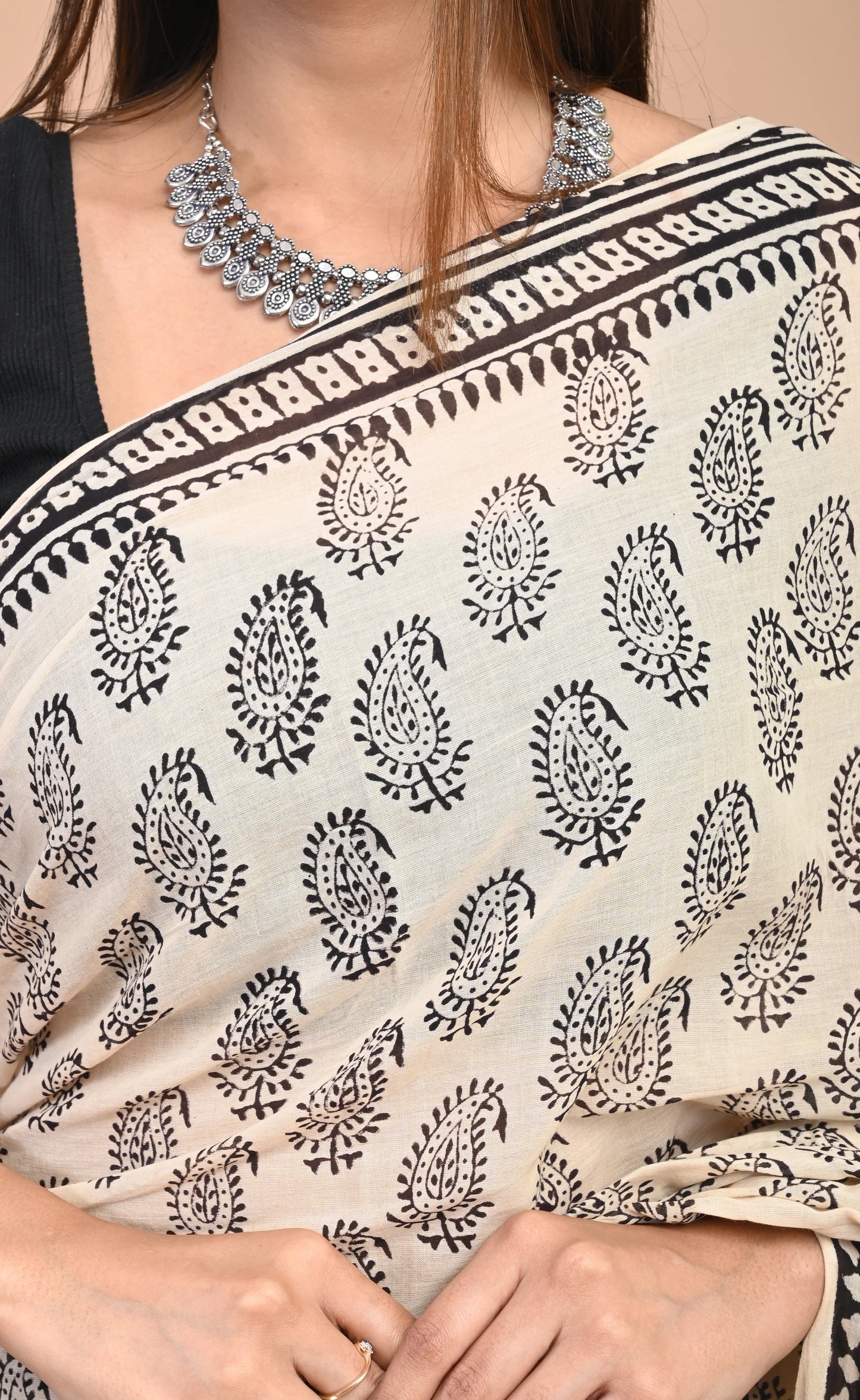 Hand Block Printed Mul Cotton Saree (Bagru Print)