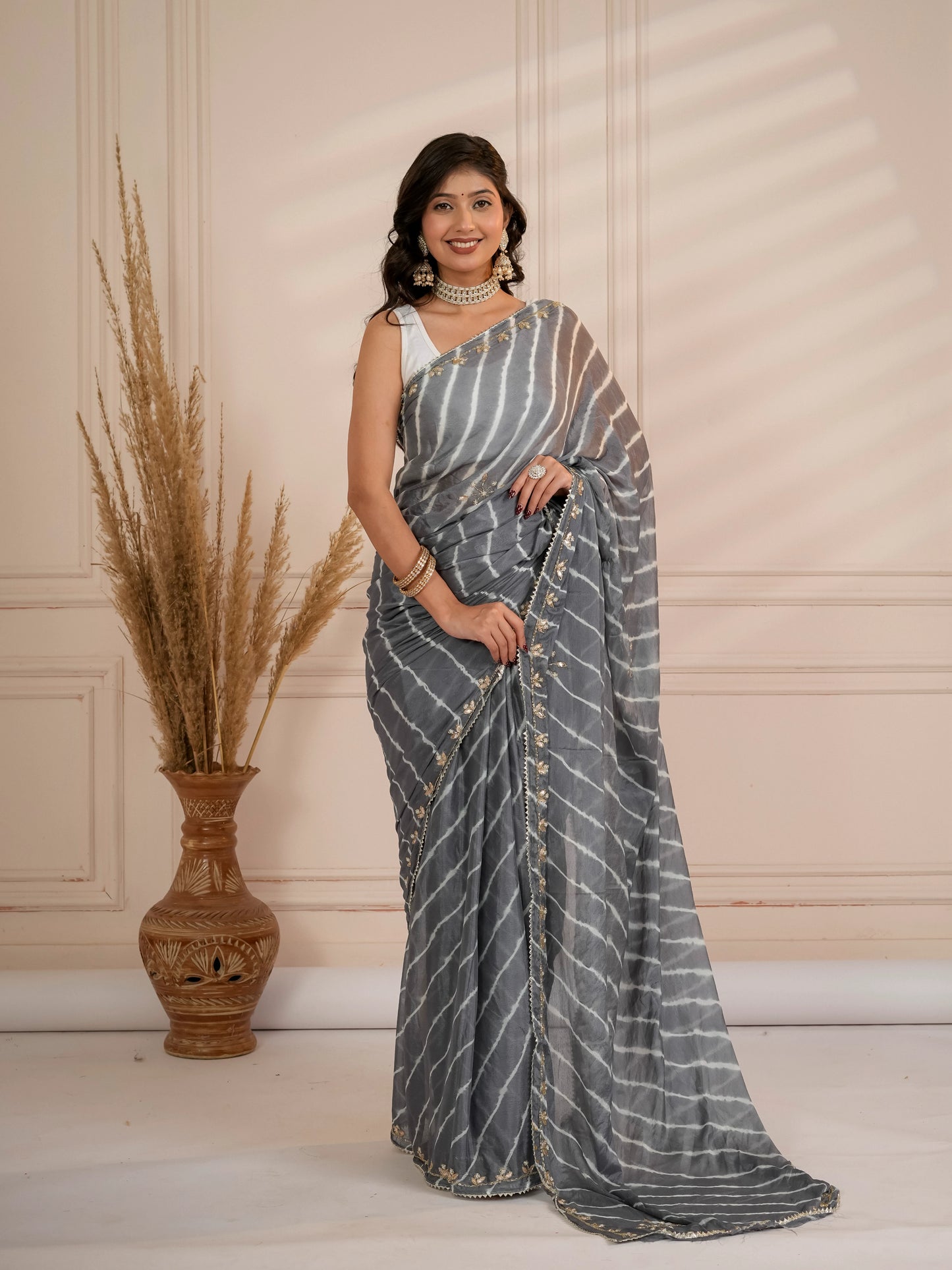 Grey lehriya