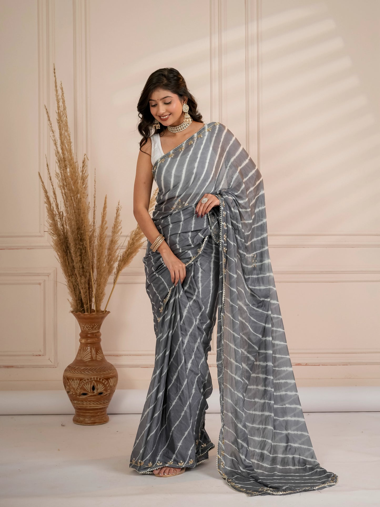 Grey lehriya