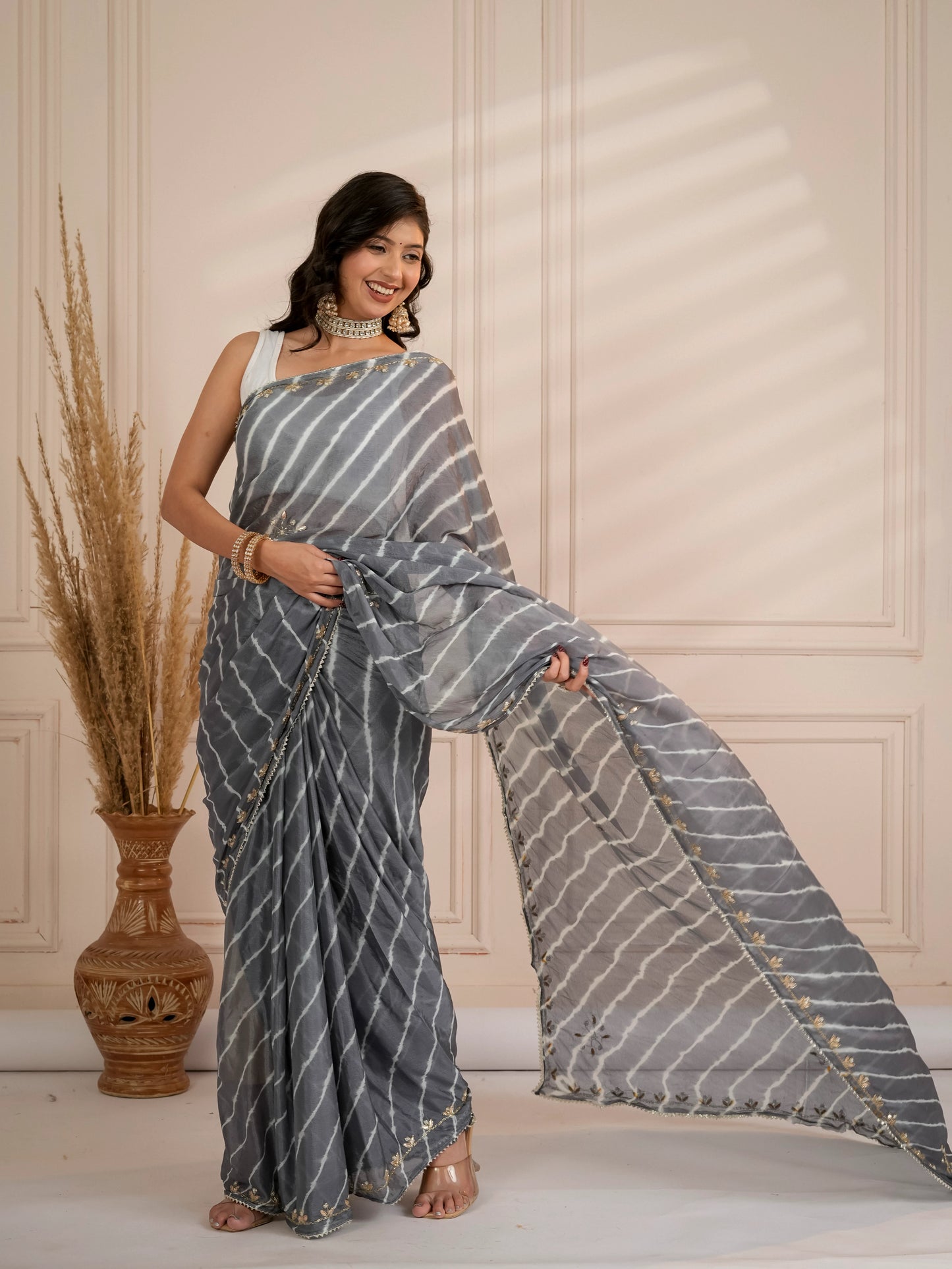 Grey lehriya