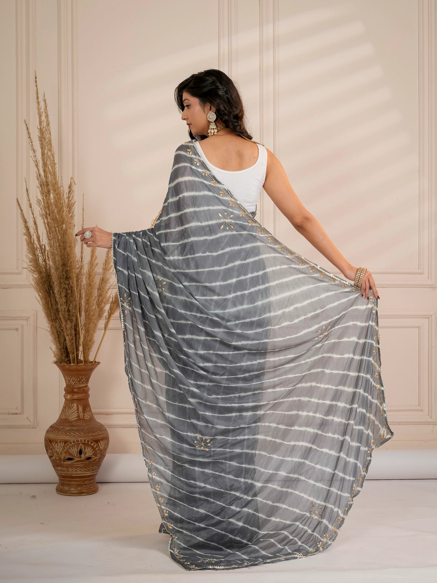 Grey lehriya