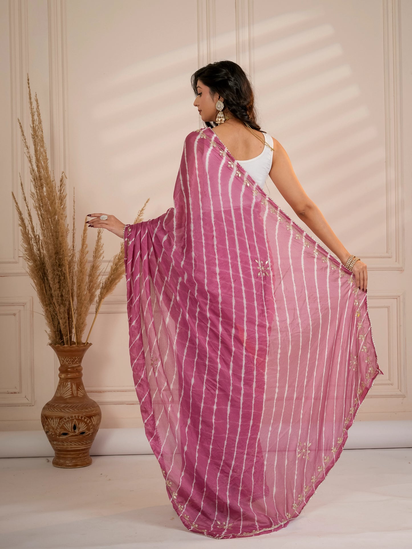 Mauve lehriya with hand work