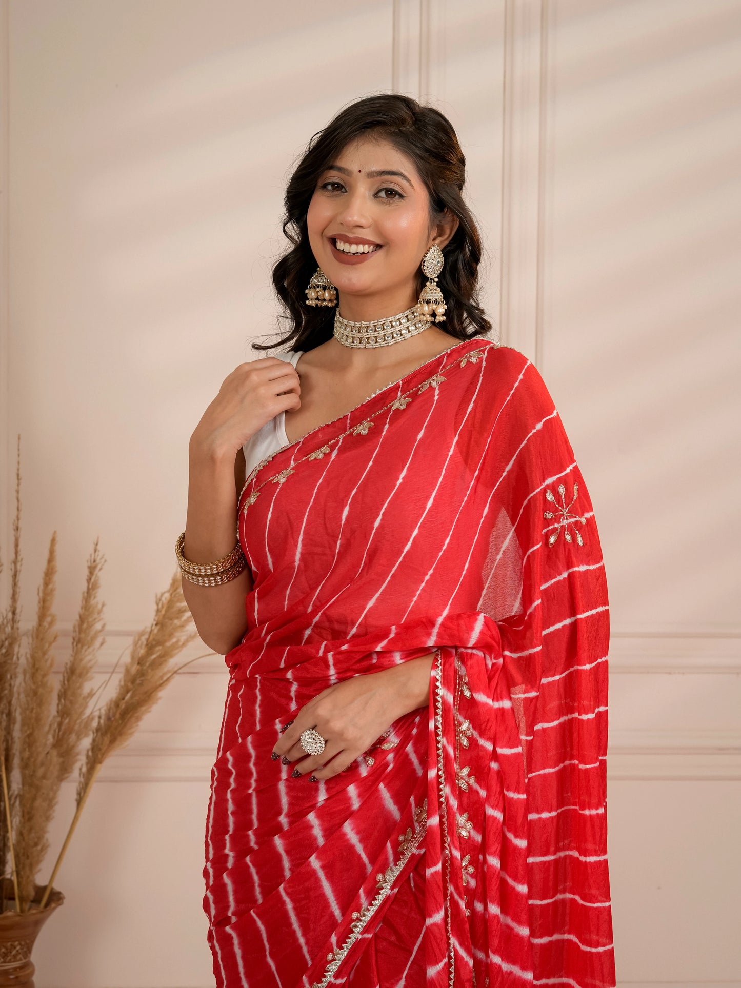 Red lehriya with hand work