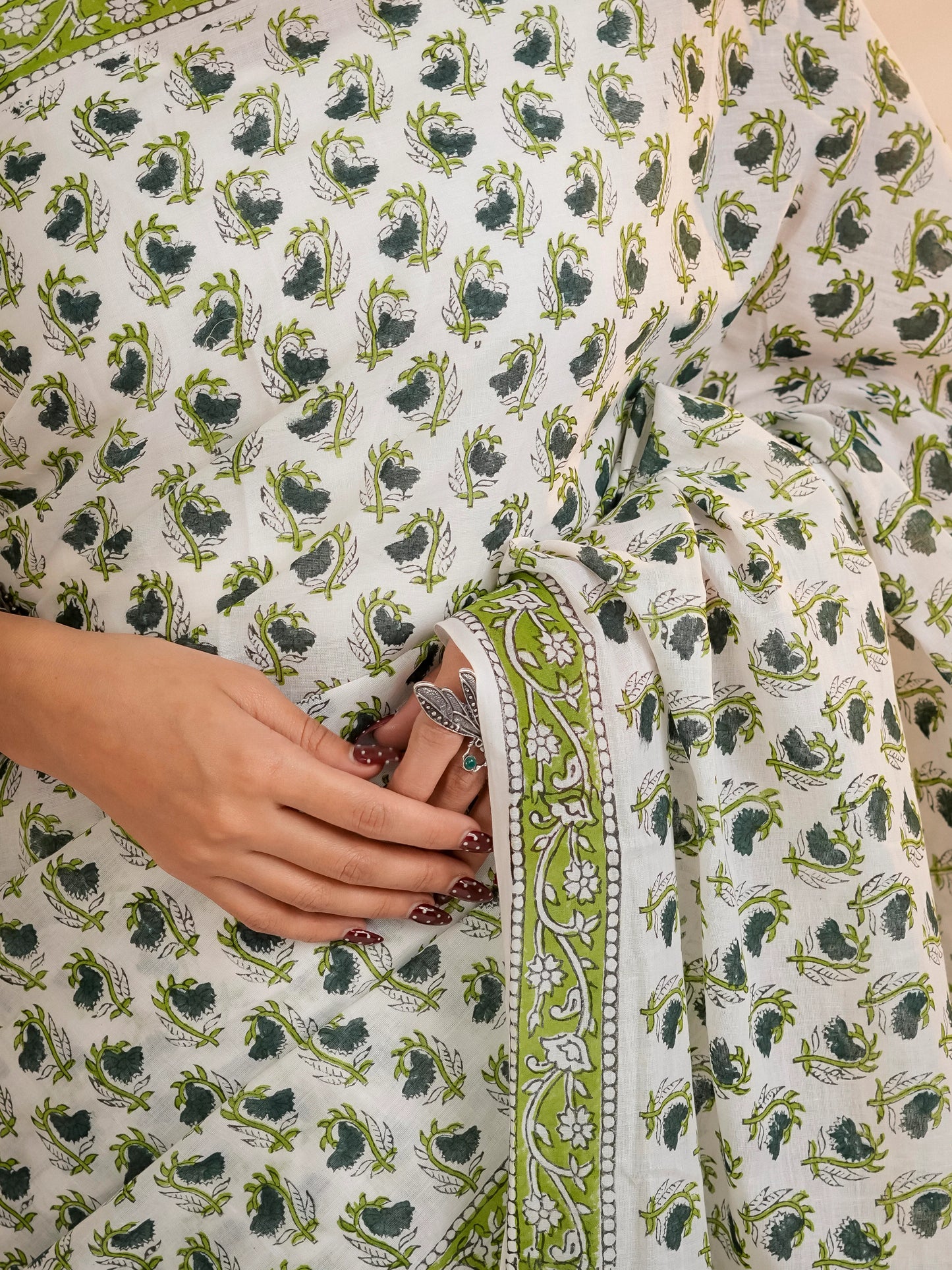 Green bootie pure mul saree