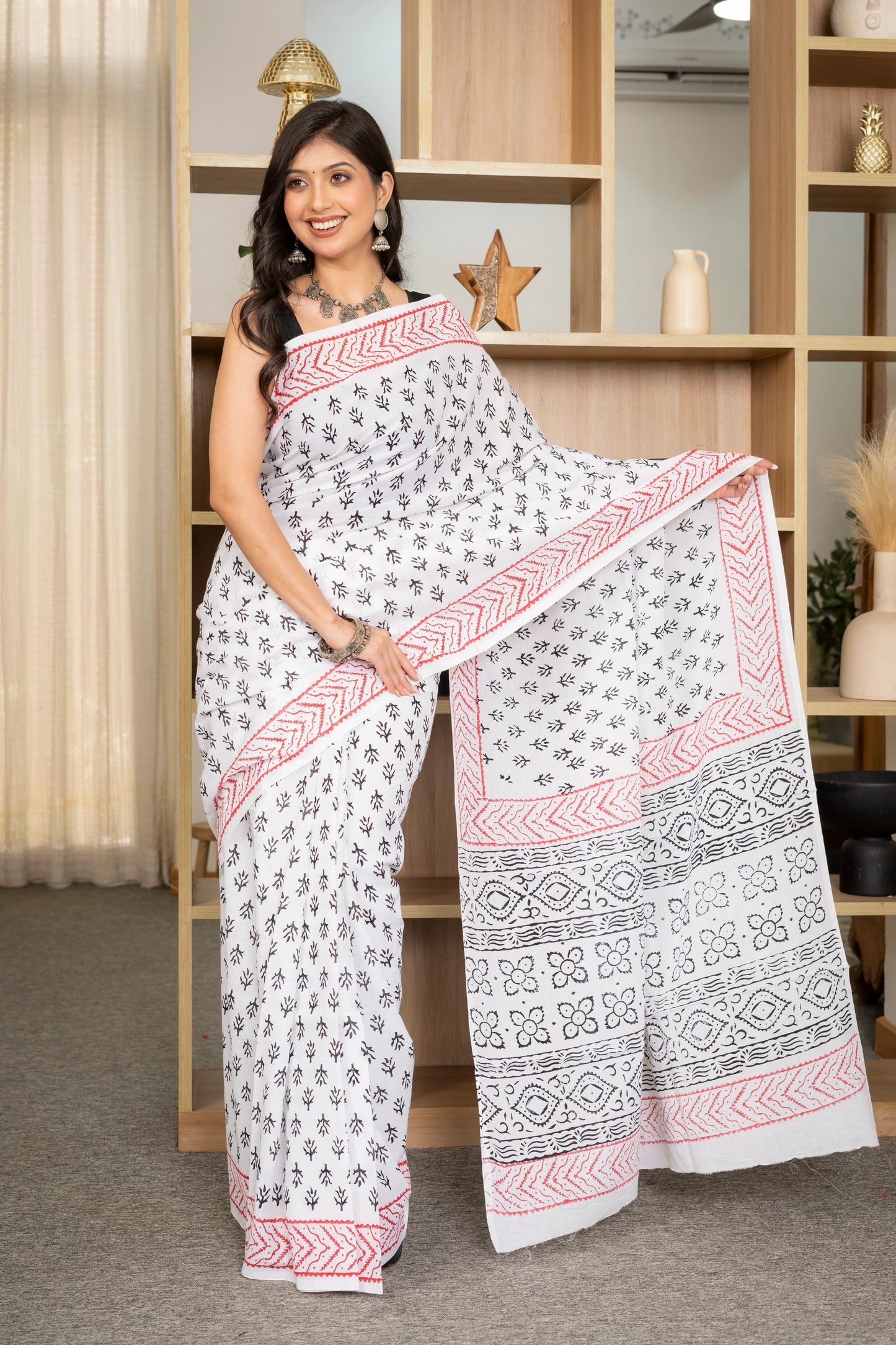 White bootie pure mul saree