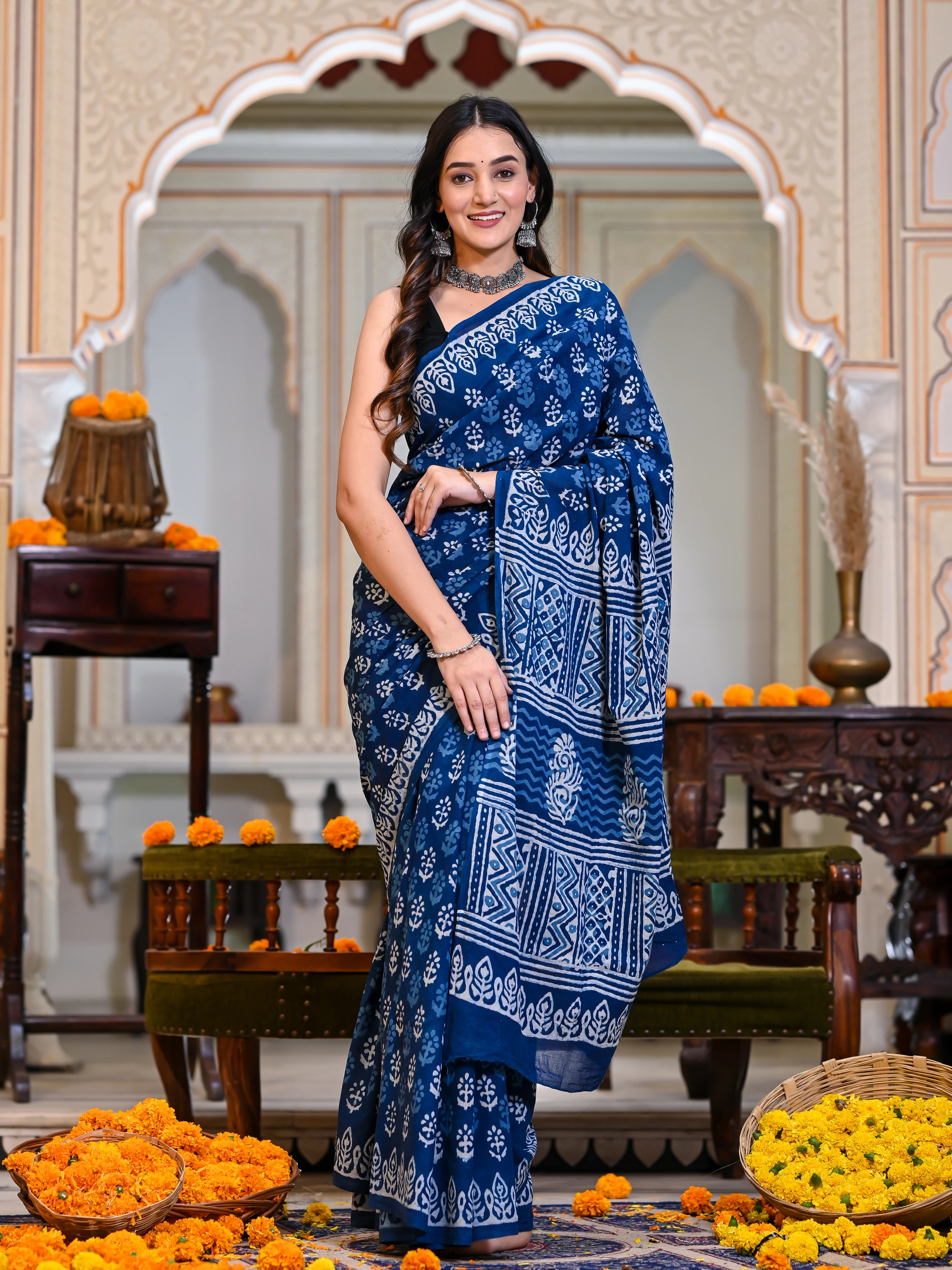 Indigo Dabu Handblock Printed Natural Dyed Mulmul Cotton Saree – gendaphool