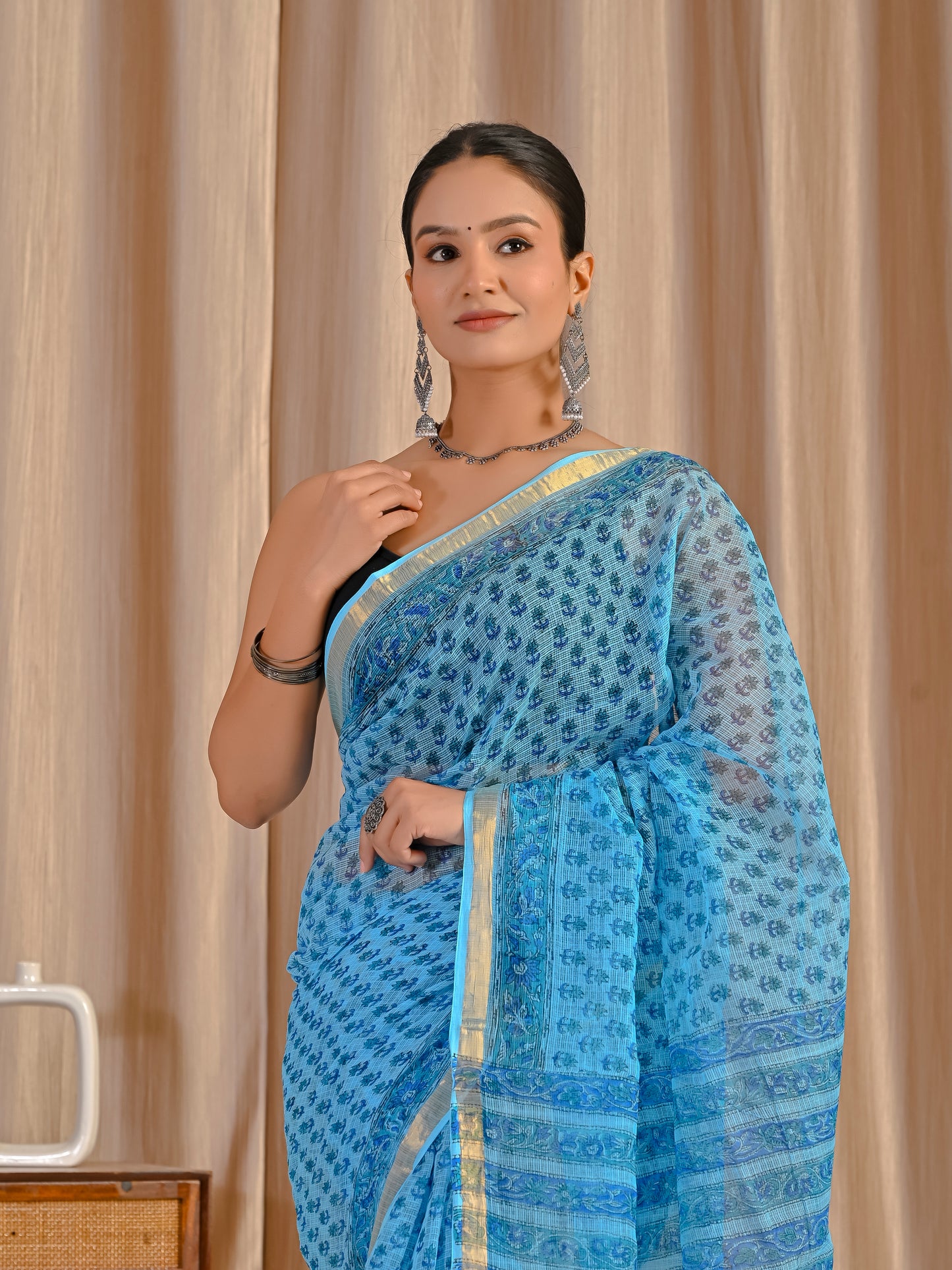 Frozi choti bootie pure kota doriya saree