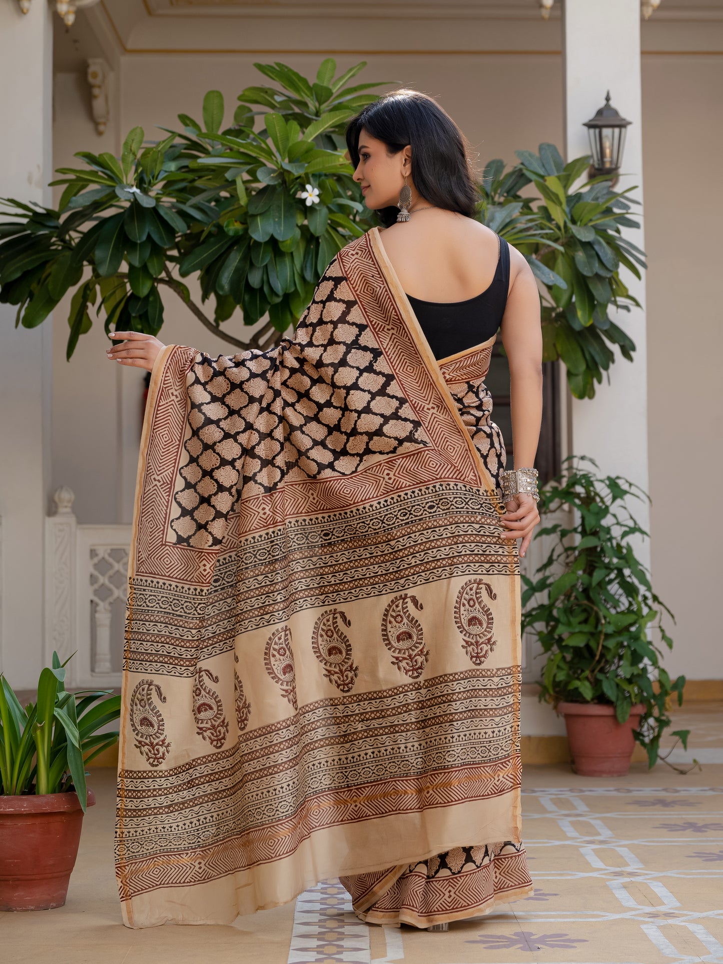 Bagru black boota silk saree