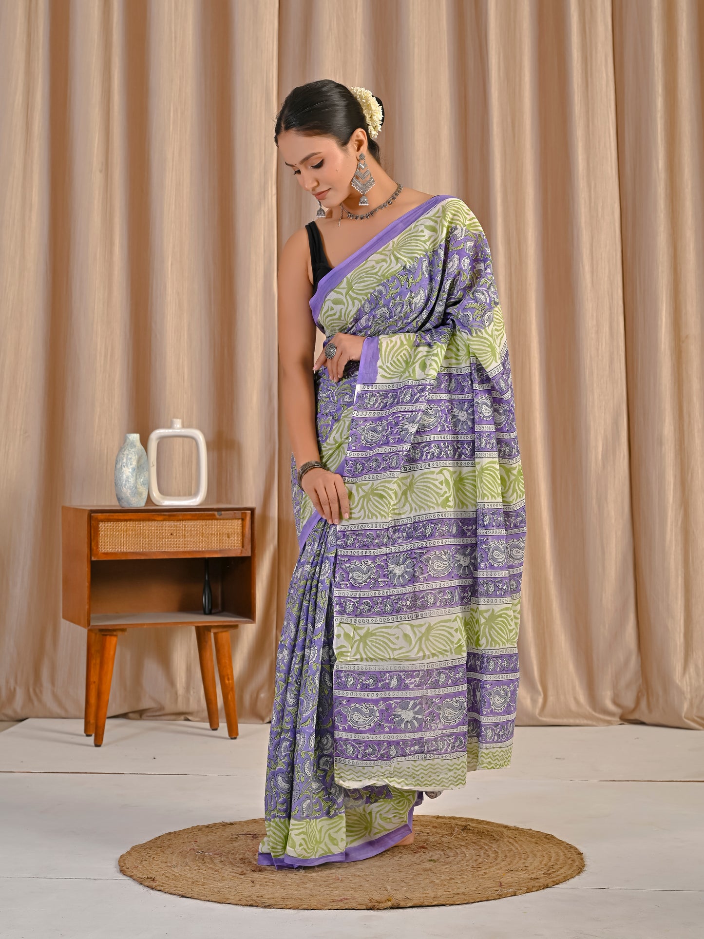 Lilac floral jaal